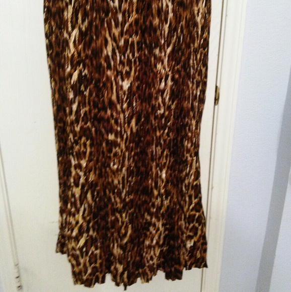 Animal Print 2Peice - Picture 2 of 3
